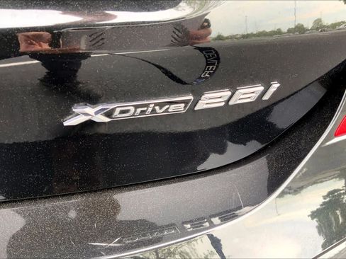 Used 2021 BMW X1 xDrive28i w/ M Sport Package AWD/4WD image 32