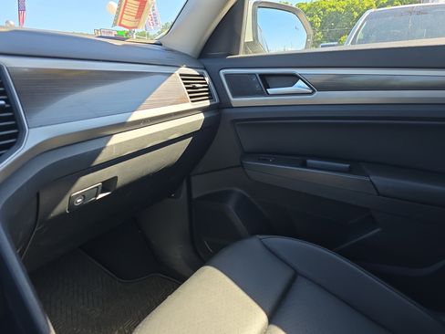 Used 2019 Volkswagen Atlas SE w/ Panoramic Sunroof Package AWD/4WD image 38