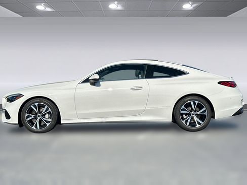 Certified 2024 Mercedes-Benz CLE 300 4MATIC Coupe image 2