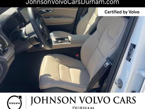 Used 2025 Volvo XC90 B5 Core AWD/4WD image 8