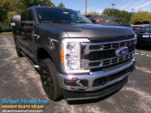 Used 2023 Ford F250 XLT w/ FX4 Off-Road Package AWD/4WD image 1