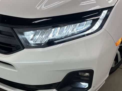 Certified 2025 Honda Odyssey EX-L image 31