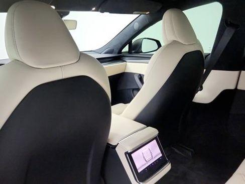 Used 2021 Tesla Model S Plaid AWD/4WD image 45