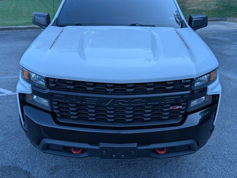 Used 2019 Chevrolet Silverado 1500 Custom Trail Boss w/ Custom Convenience Package AWD/4WD image 12