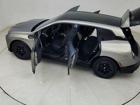 Used 2023 BMW iX xDrive50 w/ Premium Package image 85