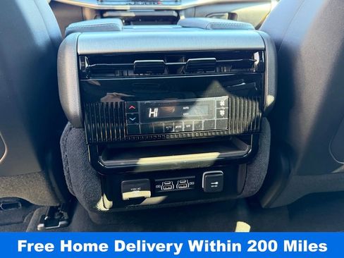 New 2026 Jeep Grand Wagoneer L 4WD image 28