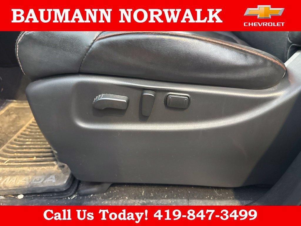 Used 2018 Nissan Armada SL w/ Premium Package AWD/4WD image 18