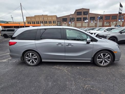 Used 2023 Honda Odyssey Touring image 8