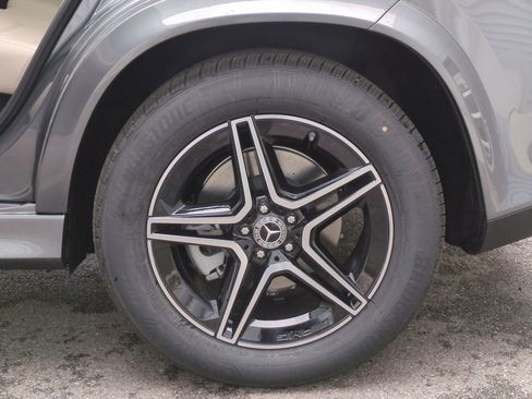 New 2026 Mercedes-Benz GLE 450e GLE 450e image 16