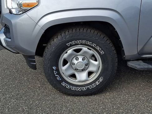 Used 2021 Toyota Tacoma SR w/ SR Convenience Package RWD image 29