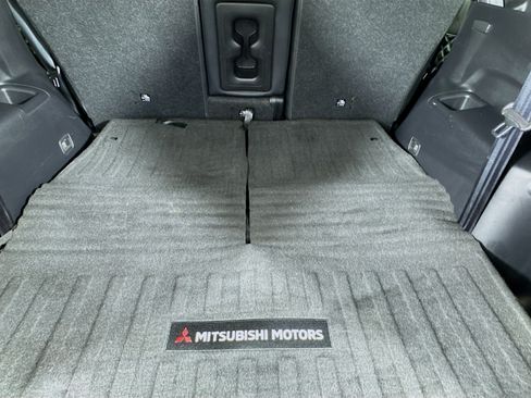 Used 2022 Mitsubishi Outlander SEL AWD/4WD image 63