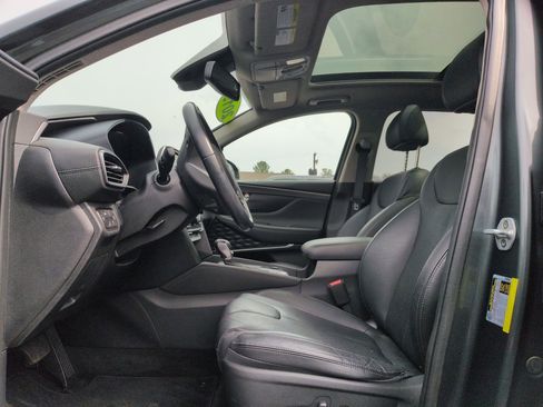 Used 2019 Hyundai Santa Fe Limited image 12