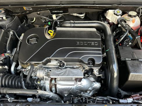 Certified 2024 Chevrolet Malibu LS image 22