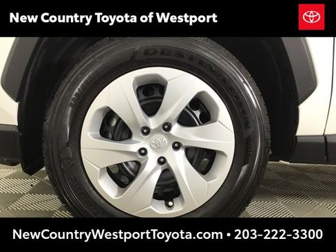 Used 2025 Toyota RAV4 LE image 25