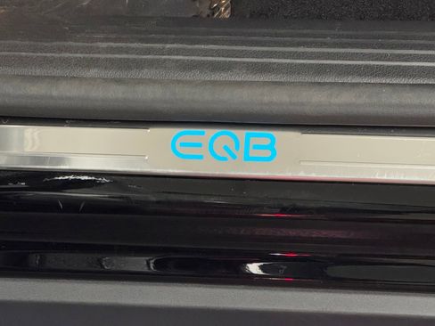 Certified 2025 Mercedes-Benz EQB 250+ image 40