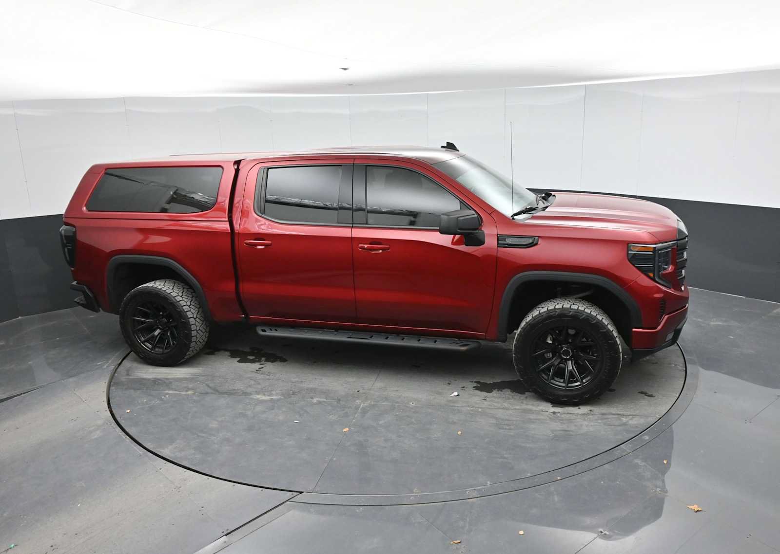 Used 2022 GMC Sierra 1500 Elevation w/ X31 Off-Road Package AWD/4WD image 19