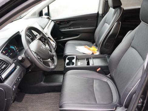 Used 2024 Honda Odyssey Elite image 15
