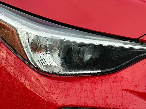 Used 2024 Subaru Crosstrek 2.0i Premium w/ Popular Package #4 image 32