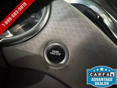 Used 2018 Chevrolet Malibu LT FWD image 21