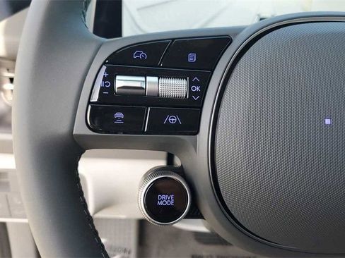 New 2025 Hyundai Ioniq 6 SEL image 24