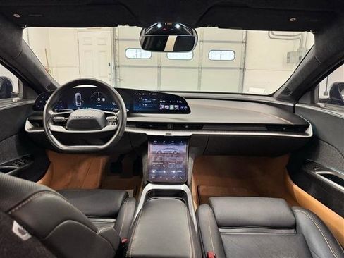 Used 2024 Lucid Air Touring AWD/4WD image 23