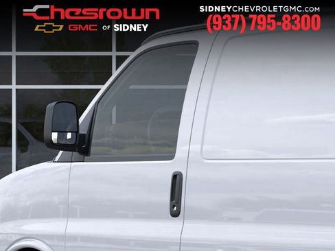 New 2025 Chevrolet Express 3500 w/ Driver Convenience Package image 12