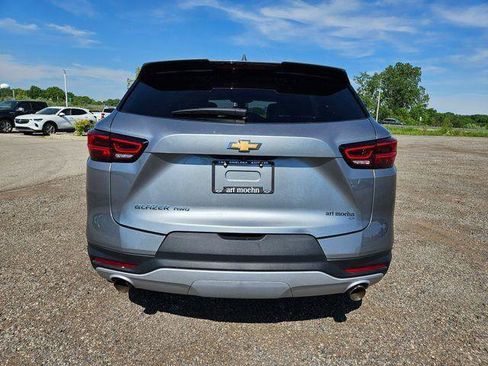 Used 2025 Chevrolet Blazer LT AWD/4WD image 6