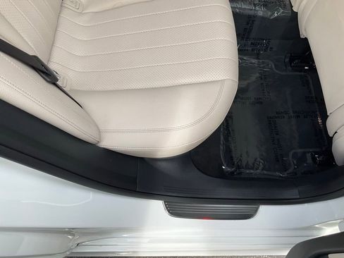 Used 2019 Mercedes-Benz E 300 w/ Premium 1 Package image 49