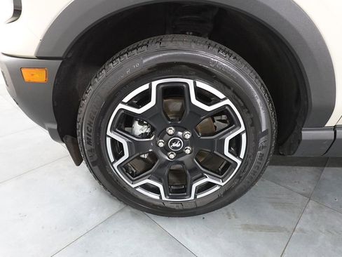 Certified 2025 Ford Bronco Sport Outer Banks w/ Outer Banks Tech Package+ image 29