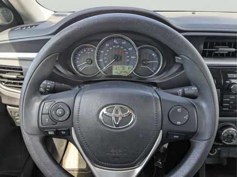Used 2016 Toyota Corolla L FWD image 21