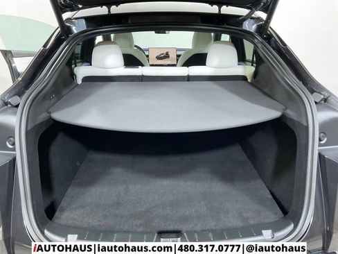 Used 2026 Tesla Model Y AWD image 11