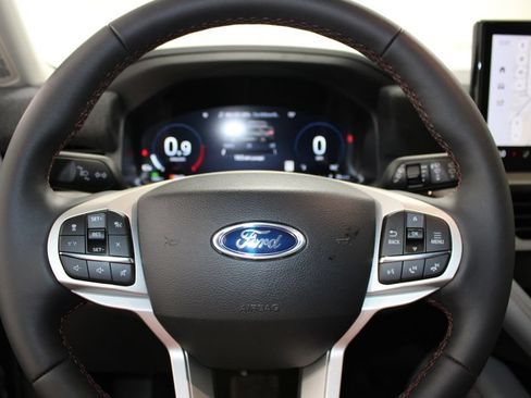 New 2026 Ford Explorer Active w/ Active Comfort Package AWD/4WD image 43