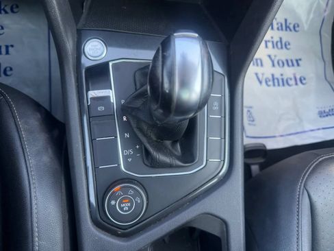 Used 2019 Volkswagen Tiguan SE w/ Panoramic Sunroof Package AWD/4WD image 20