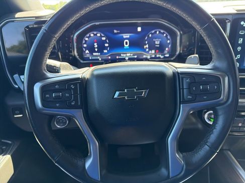 Used 2023 Chevrolet Silverado 1500 RST w/ Z71 Off-Road Package AWD/4WD image 18