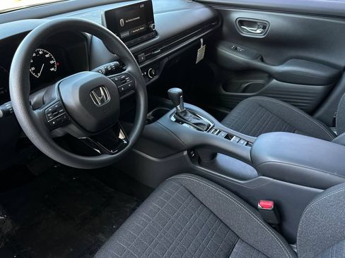 Certified 2025 Honda HR-V LX image 10