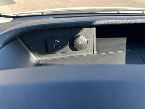 New 2025 Ford Transit 250 148 Medium Roof Extended AWD image 19