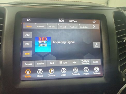 Used 2022 Jeep Cherokee Trailhawk w/ Trailer Tow Group AWD/4WD image 25