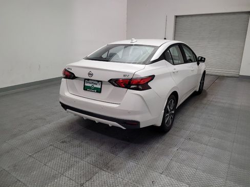 Used 2020 Nissan Versa SV FWD image 9