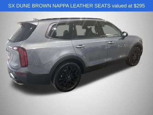 Used 2022 Kia Telluride SX w/ SX Prestige Package image 5