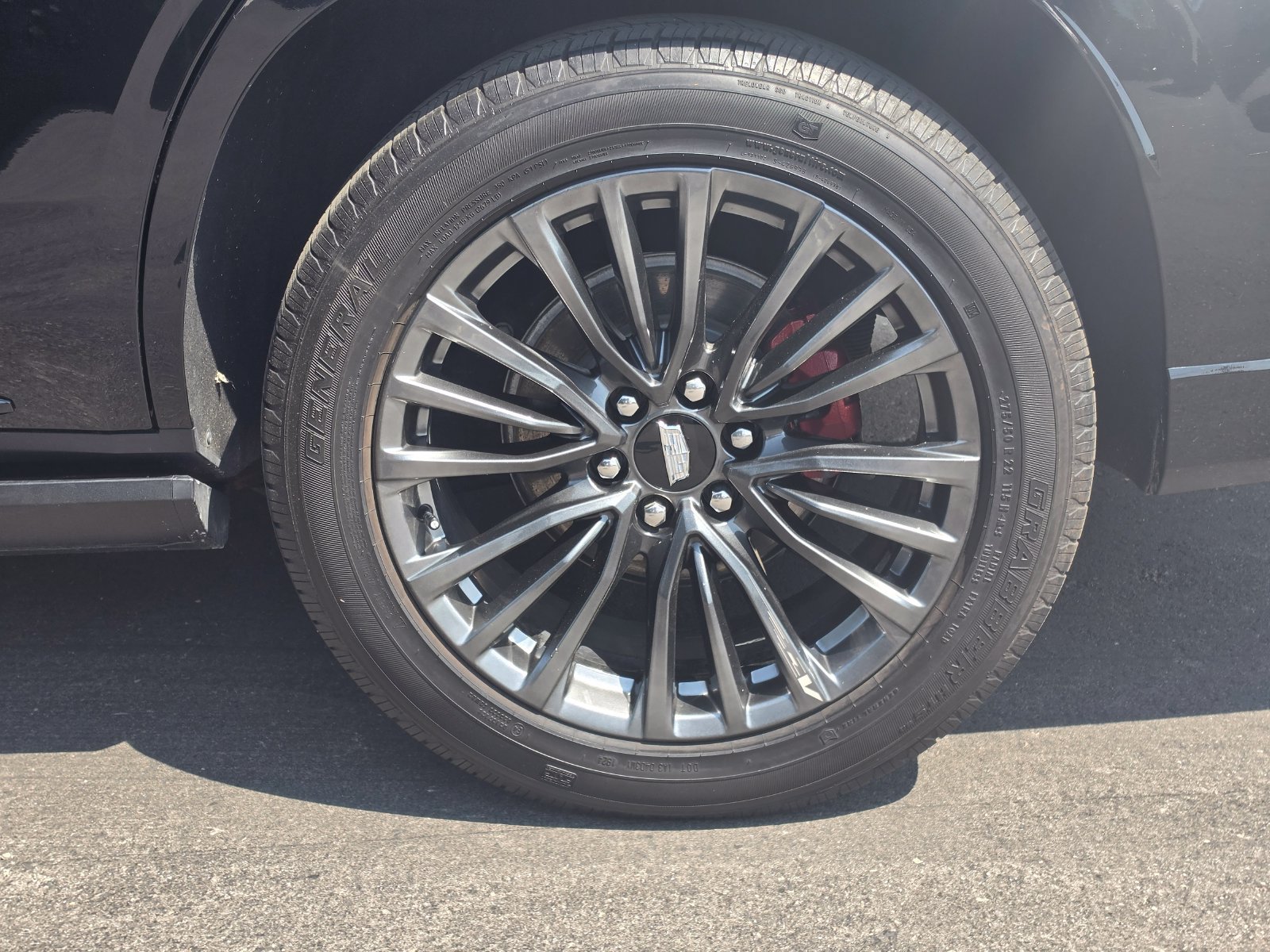 Used 2023 Cadillac Escalade V AWD/4WD image 4