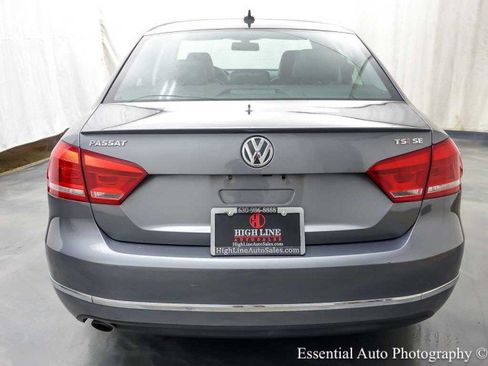 Used 2015 Volkswagen Passat 1.8T SE FWD image 2