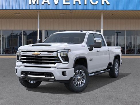 New 2025 Chevrolet Silverado 2500 LT w/ Z71 Chrome Sport Edition image 6