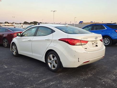 Used 2013 Hyundai Elantra GLS w/ Preferred Pkg FWD image 3