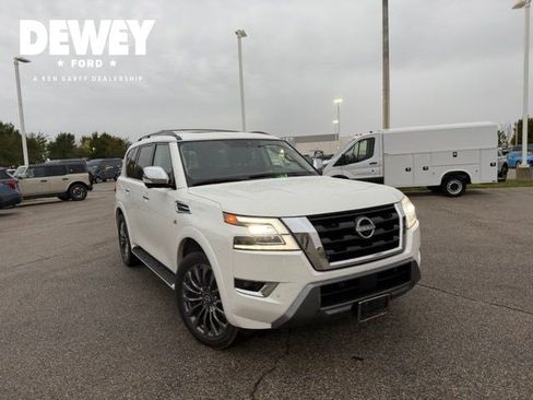 Used 2022 Nissan Armada Platinum w/ Captain's Chairs Package AWD/4WD image 2