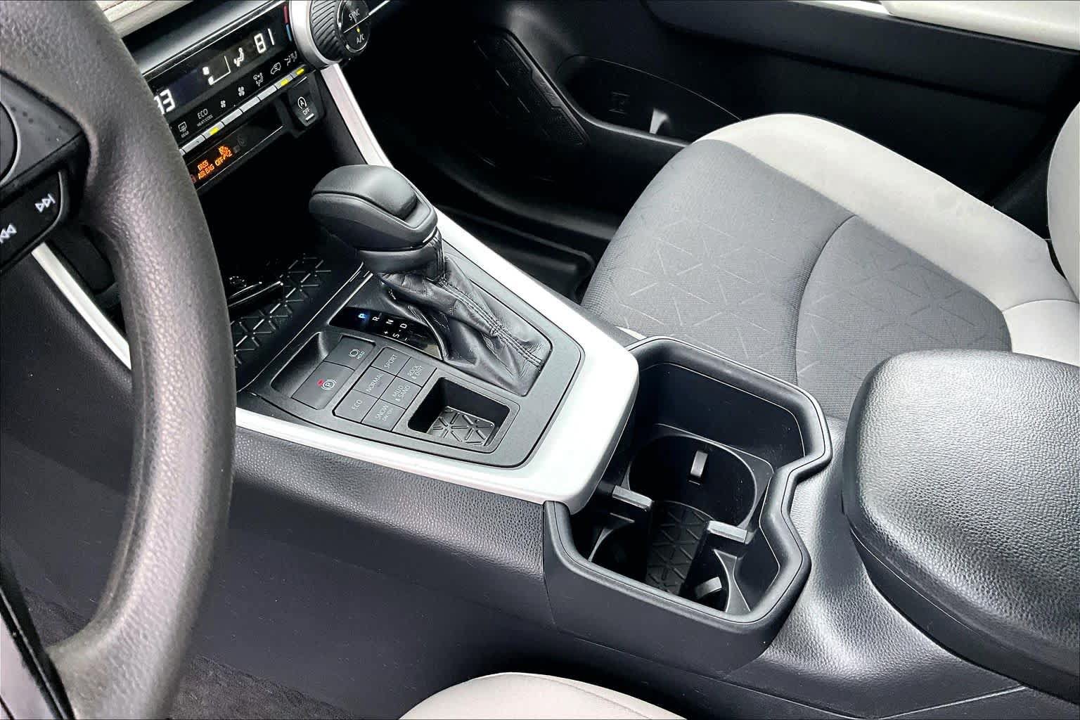 Certified 2025 Toyota RAV4 XLE AWD/4WD image 15