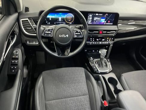 Certified 2024 Kia Seltos S image 25