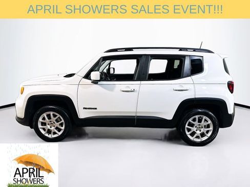 Used 2021 Jeep Renegade Latitude w/ Luxury Group I image 2