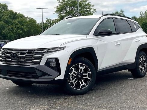 New 2025 Hyundai Tucson XRT image 2
