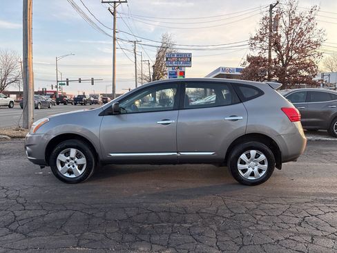 Used 2013 Nissan Rogue S image 2