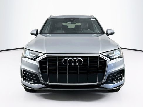 Used 2022 Audi Q7 2.0T Premium w/ Convenience Package AWD/4WD image 2
